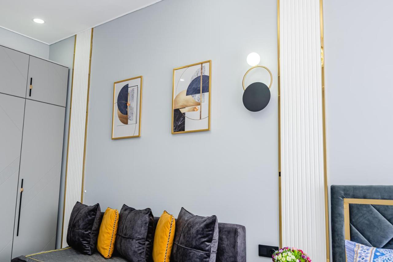 Apartamento Heaven 10 Almatý Exterior foto